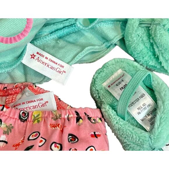 NEW American Girl PAJAMAS OUTFIT Thats How We Roll Sushi Top Shorts Slippers BOX - Picture 5 of 11